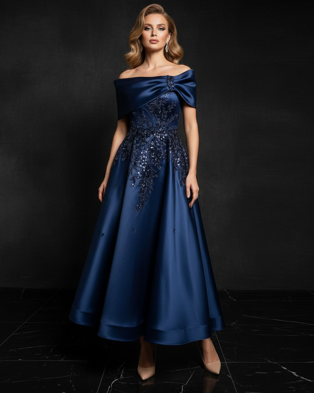 Satin Kleid Blue - Satin Abendkleid Blumenapplikation Marine - Off-Shoulder - Ansicht 1